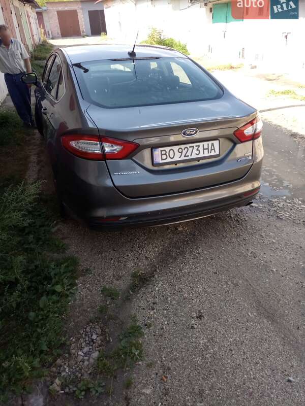 Седан Ford Fusion 2014 в Тернополе