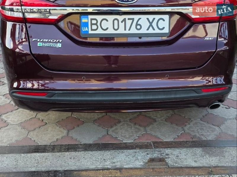 Седан Ford Fusion 2018 в Шептицькому