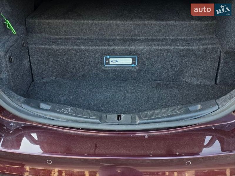 Седан Ford Fusion 2018 в Шептицькому