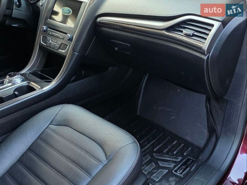 Седан Ford Fusion 2018 в Шептицькому
