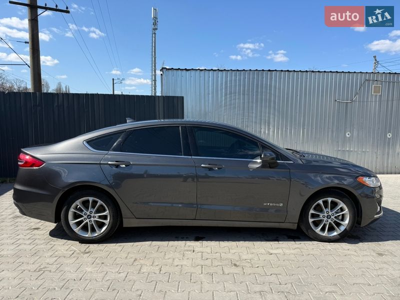 Седан Ford Fusion 2018 в Києві