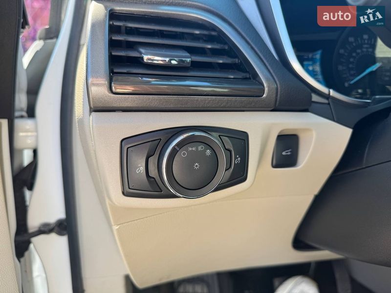 Седан Ford Fusion 2018 в Киеве