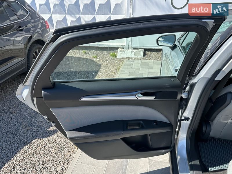 Седан Ford Fusion 2014 в Києві фото 31 Седан Ford Fusion 2014 в Києві