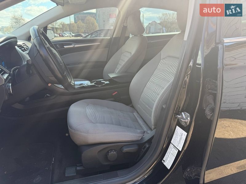 Седан Ford Fusion 2016 в Києві фото 12 Седан Ford Fusion 2016 в Києві