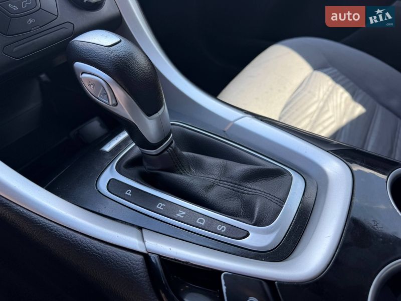 Седан Ford Fusion 2016 в Києві фото 19 Седан Ford Fusion 2016 в Києві