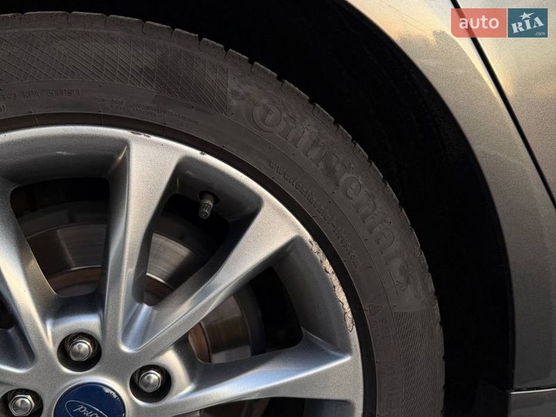 Седан Ford Fusion 2017 в Києві