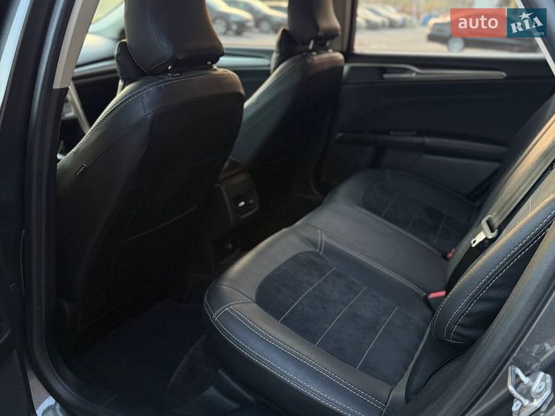 Седан Ford Fusion 2017 в Києві