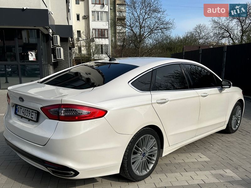 Седан Ford Fusion 2014 в Ивано-Франковске