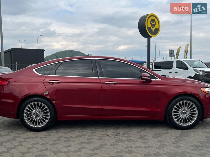 Седан Ford Fusion 2016 в Мукачево