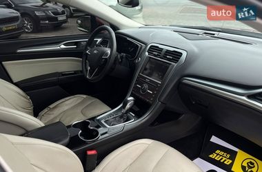 Седан Ford Fusion 2016 в Мукачево