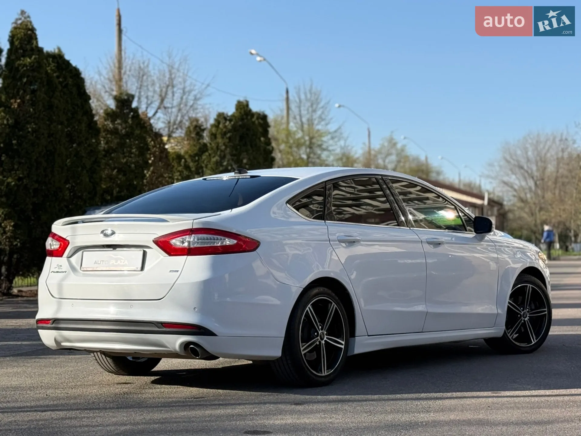 2015 Ford Fusion - мініатюра 26