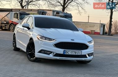 Седан Ford Fusion 2016 в Снятині
