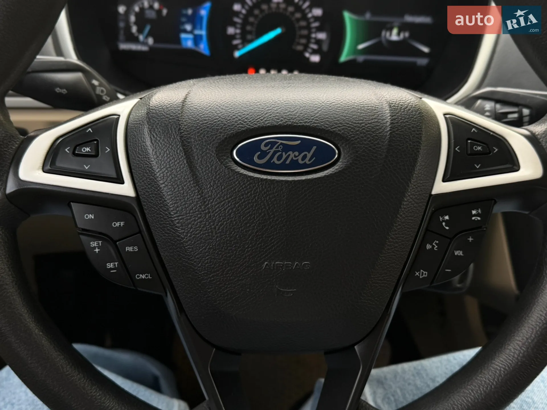 2013 Ford Fusion - мініатюра 19