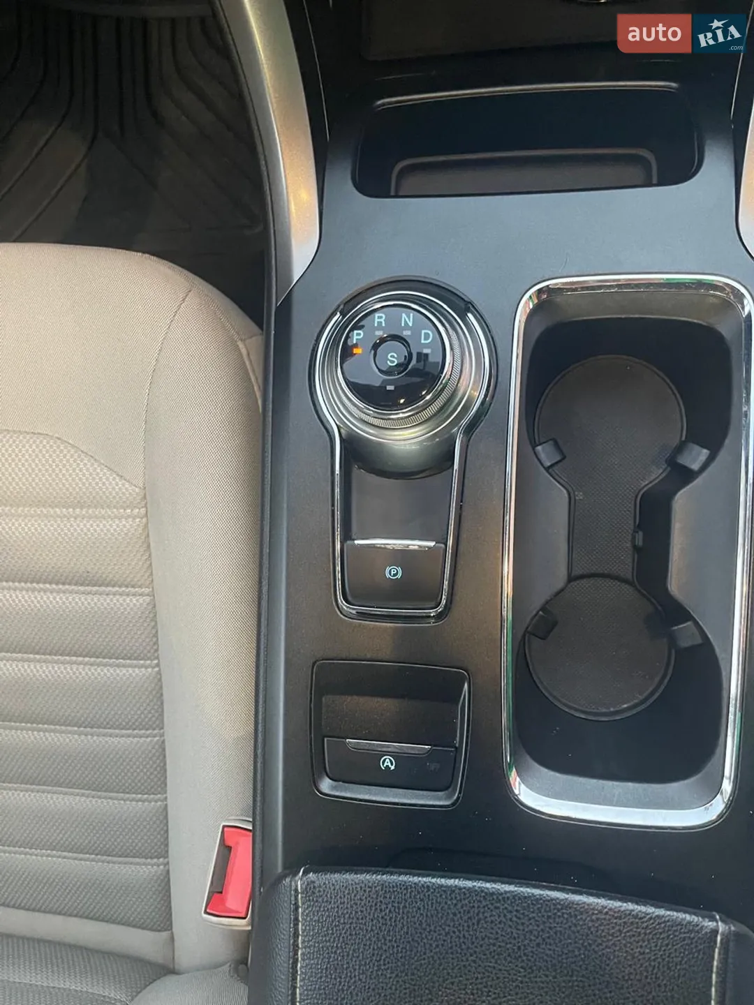 2016 Ford Fusion - мініатюра 10