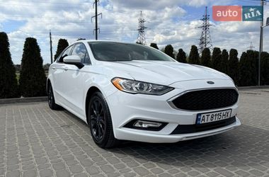 Седан Ford Fusion 2016 в Львові