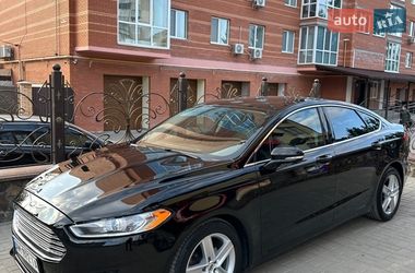 Седан Ford Fusion 2015 в Бердичеві