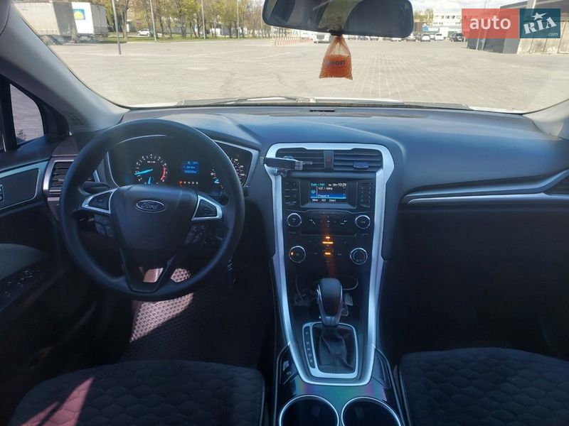 Седан Ford Fusion 2013 в Черкассах