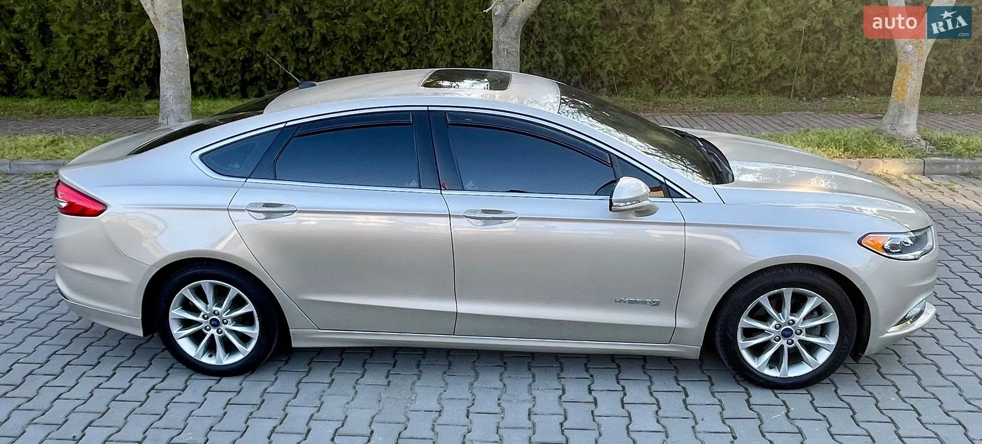2016 Ford Fusion - мініатюра 11