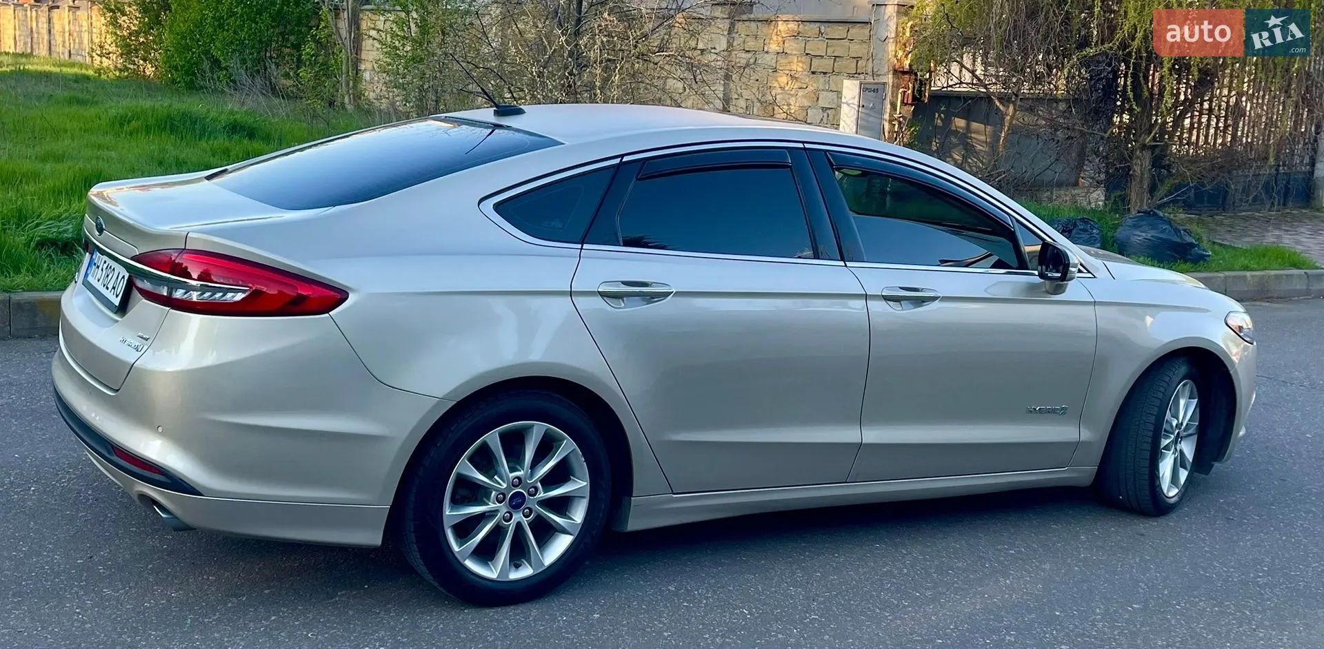 2016 Ford Fusion - мініатюра 19