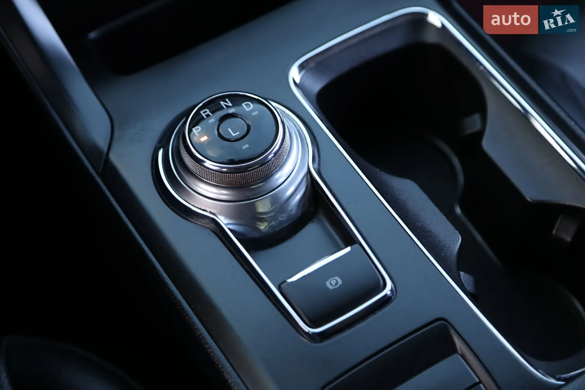 2016 Ford Fusion - мініатюра 23