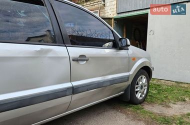 Хетчбек Ford Fusion 2007 в Чернігові