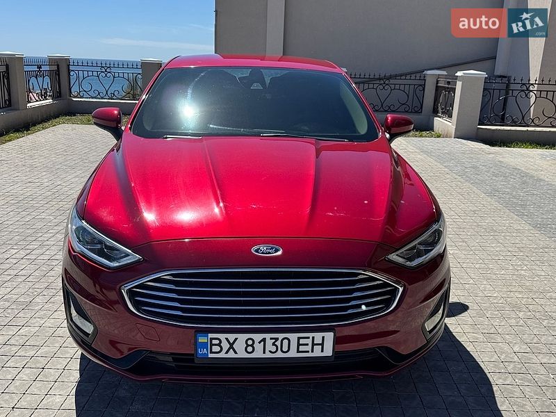 Седан Ford Fusion 2019 в Одессе