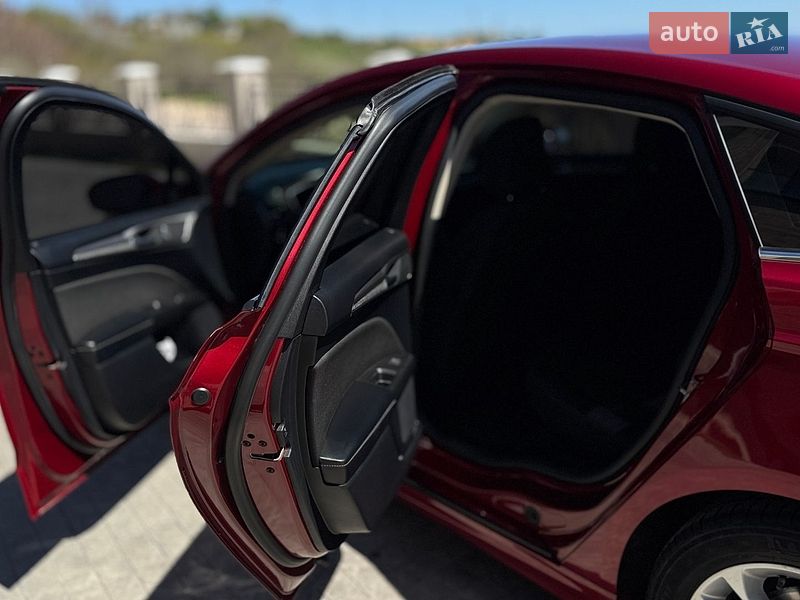 Седан Ford Fusion 2019 в Одессе