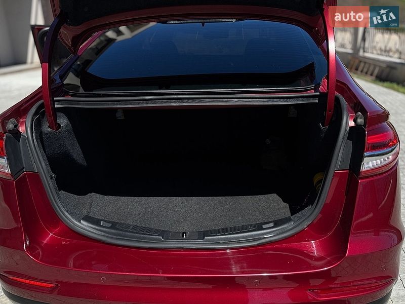 Седан Ford Fusion 2019 в Одессе