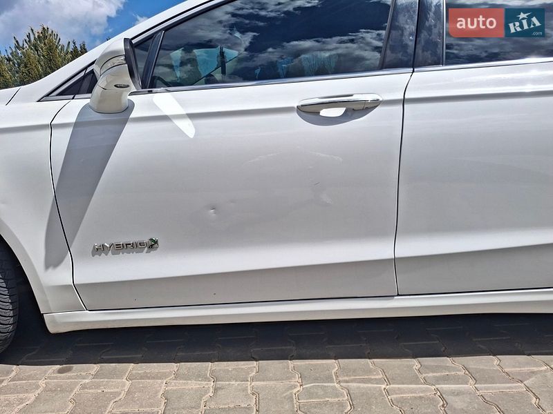 Седан Ford Fusion 2019 в Одесі