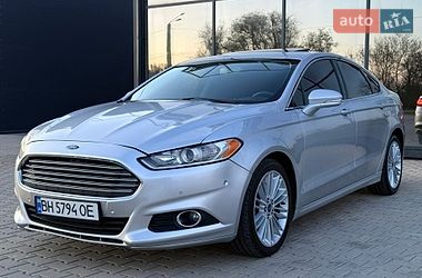 Седан Ford Fusion 2014 в Одесі