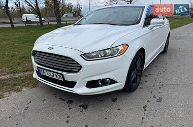 Седан Ford Fusion 2015 в Києві