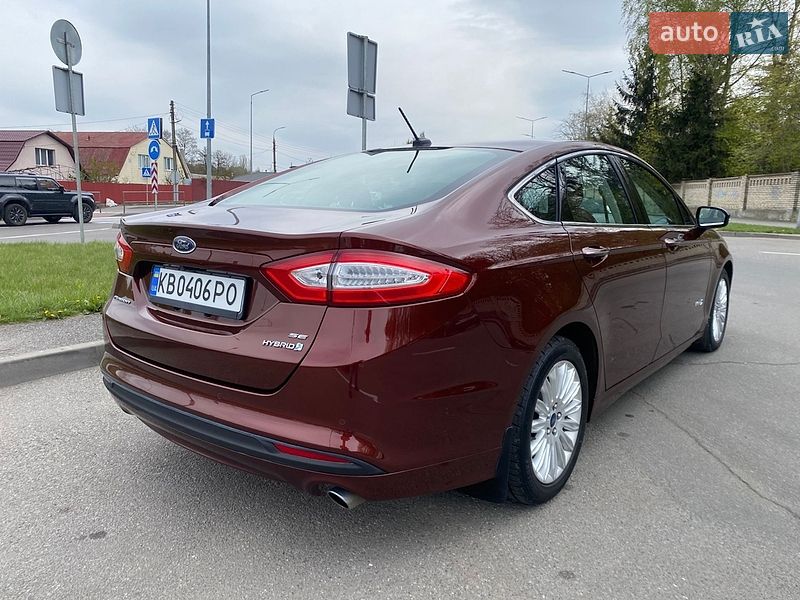 Седан Ford Fusion 2015 в Вінниці