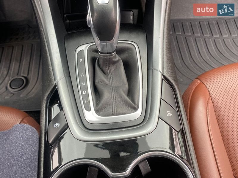 Седан Ford Fusion 2015 в Вінниці