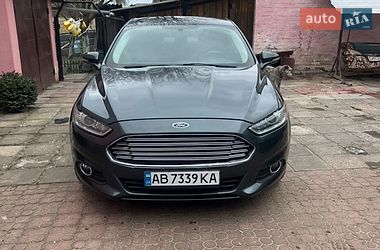 Седан Ford Fusion 2015 в Чернігові