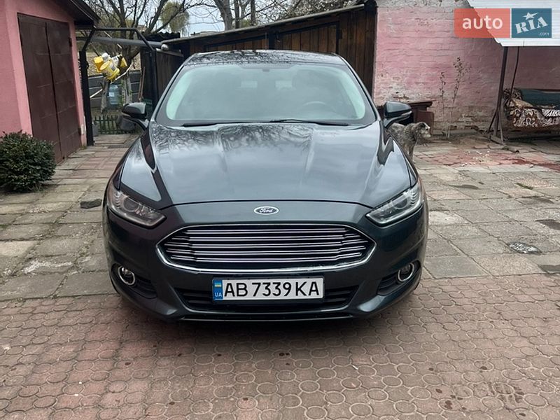 Седан Ford Fusion 2015 в Чернігові