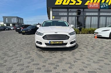 Седан Ford Fusion 2016 в Мукачевому