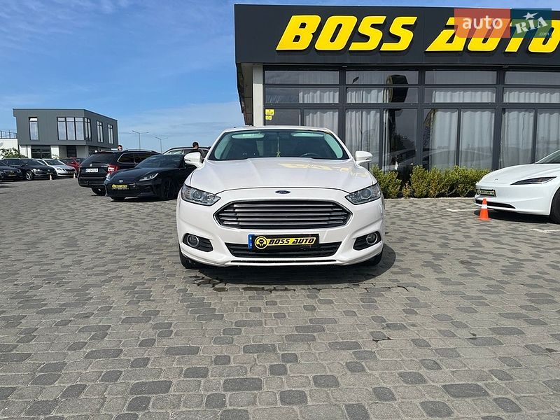 Седан Ford Fusion 2016 в Мукачевому