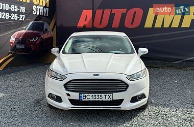 Седан Ford Fusion 2012 в Стрию