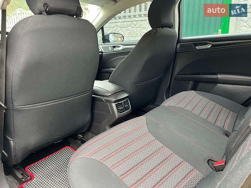 Седан Ford Fusion 2014 в Чернігові