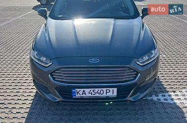 Седан Ford Fusion 2015 в Києві