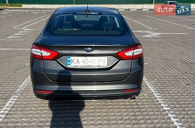 Седан Ford Fusion 2015 в Києві