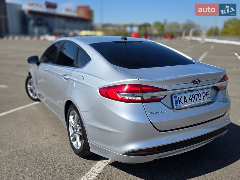 Седан Ford Fusion 2016 в Киеве
