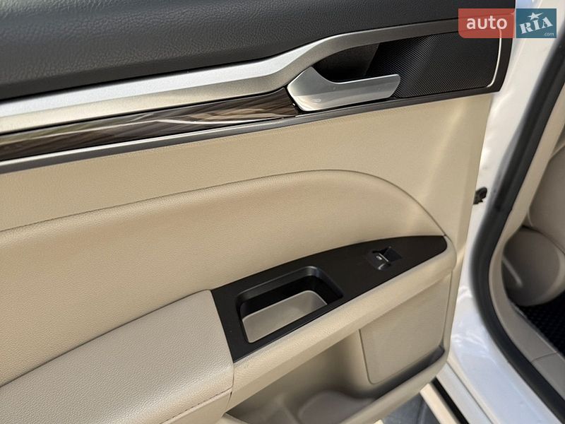 Седан Ford Fusion 2016 в Днепре