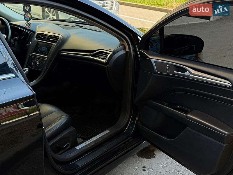 Седан Ford Fusion 2013 в Киеве