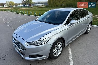 Седан Ford Fusion 2016 в Ладыжине