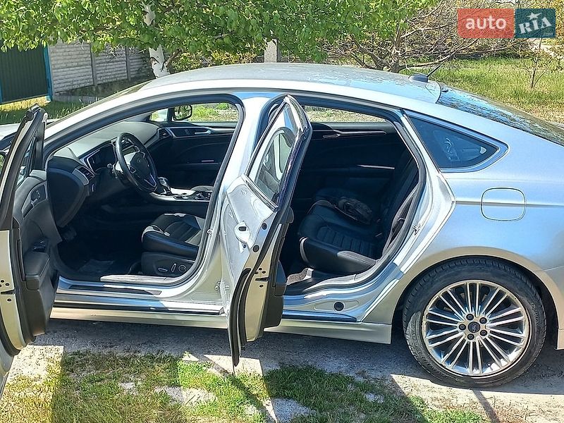 Седан Ford Fusion 2014 в Запорожье