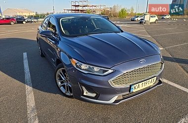 Седан Ford Fusion 2019 в Киеве