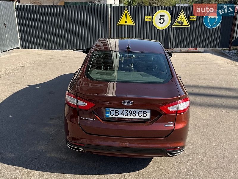 Седан Ford Fusion 2016 в Чернігові