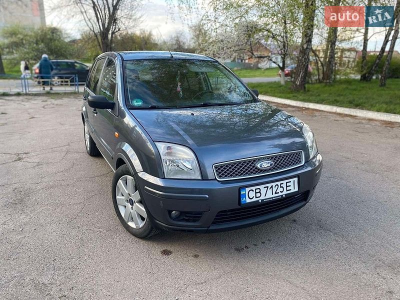 Хэтчбек Ford Fusion 2005 в Нежине
