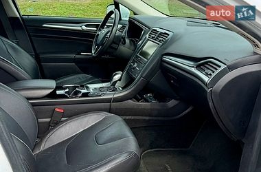 Седан Ford Fusion 2016 в Одесі
